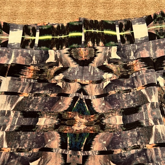 Intermix shorts - Picture 3 of 6